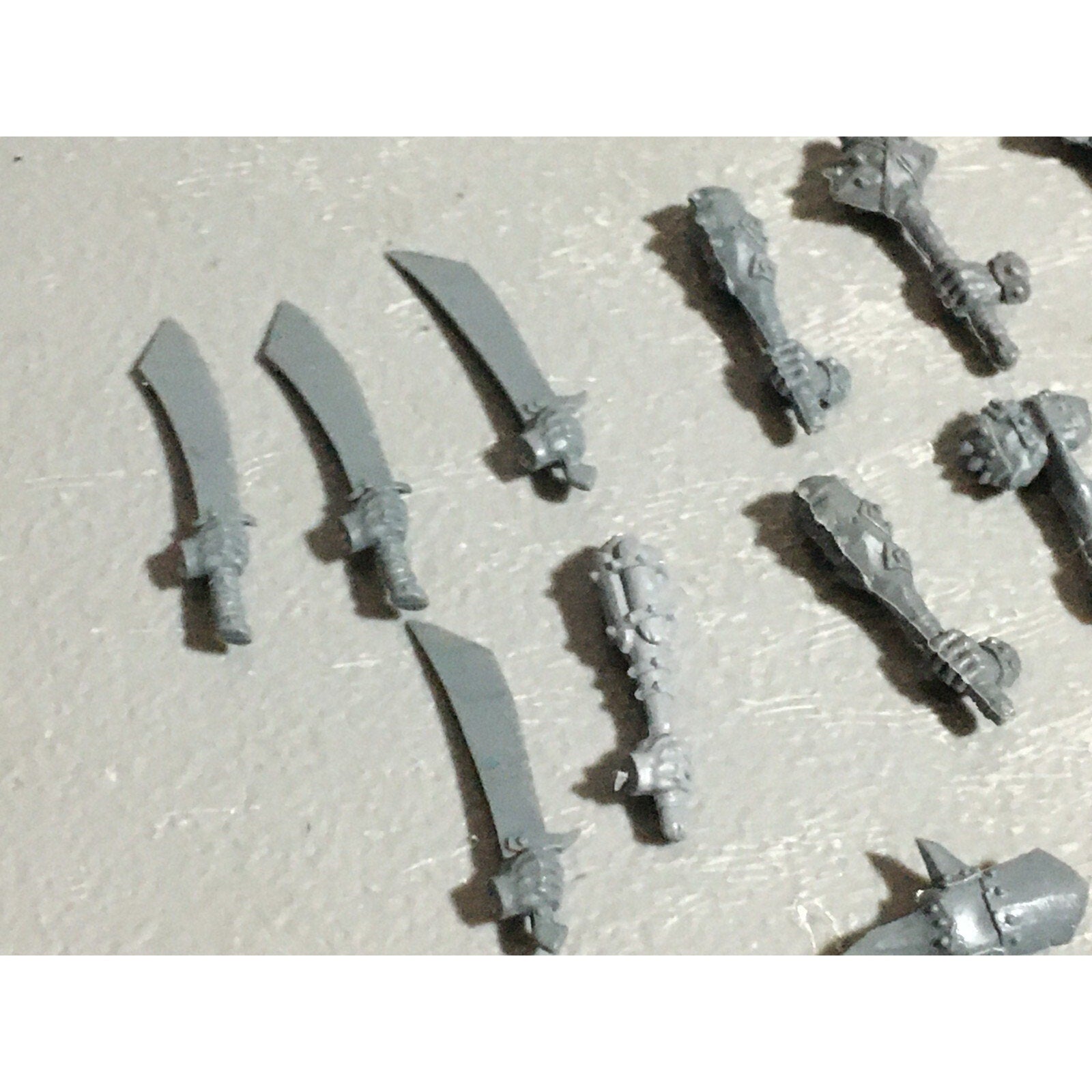 A22592 WARHAMMER FANTASY OGRE KINGDOMS BITS LOT HANDS GAMES WORKSHOP GW