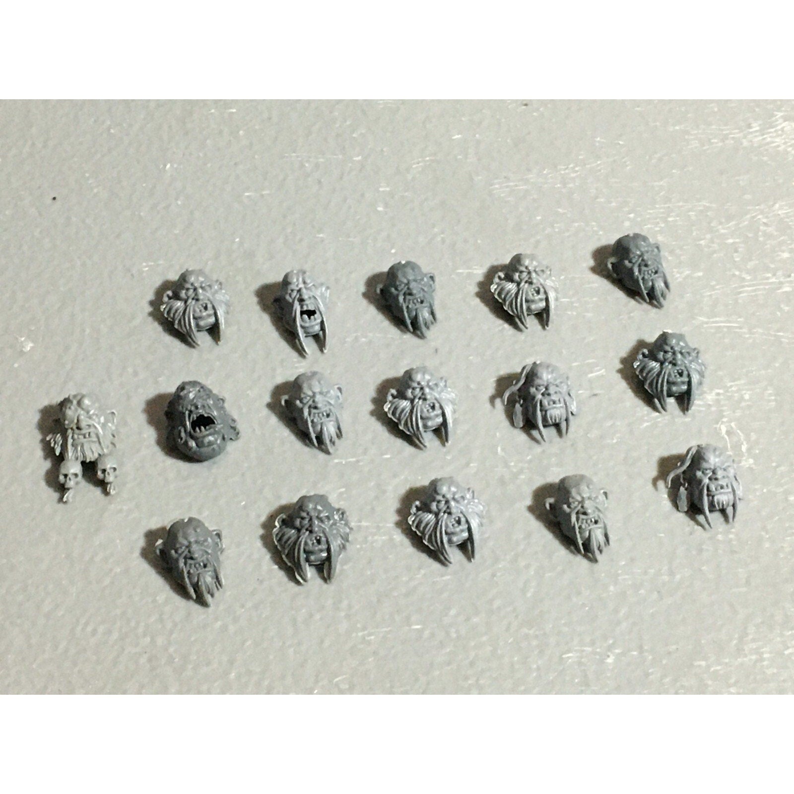 A22578 WARHAMMER FANTASY OGRE KINGDOMS BITS LOT HEADS GAMES WORKSHOP GW