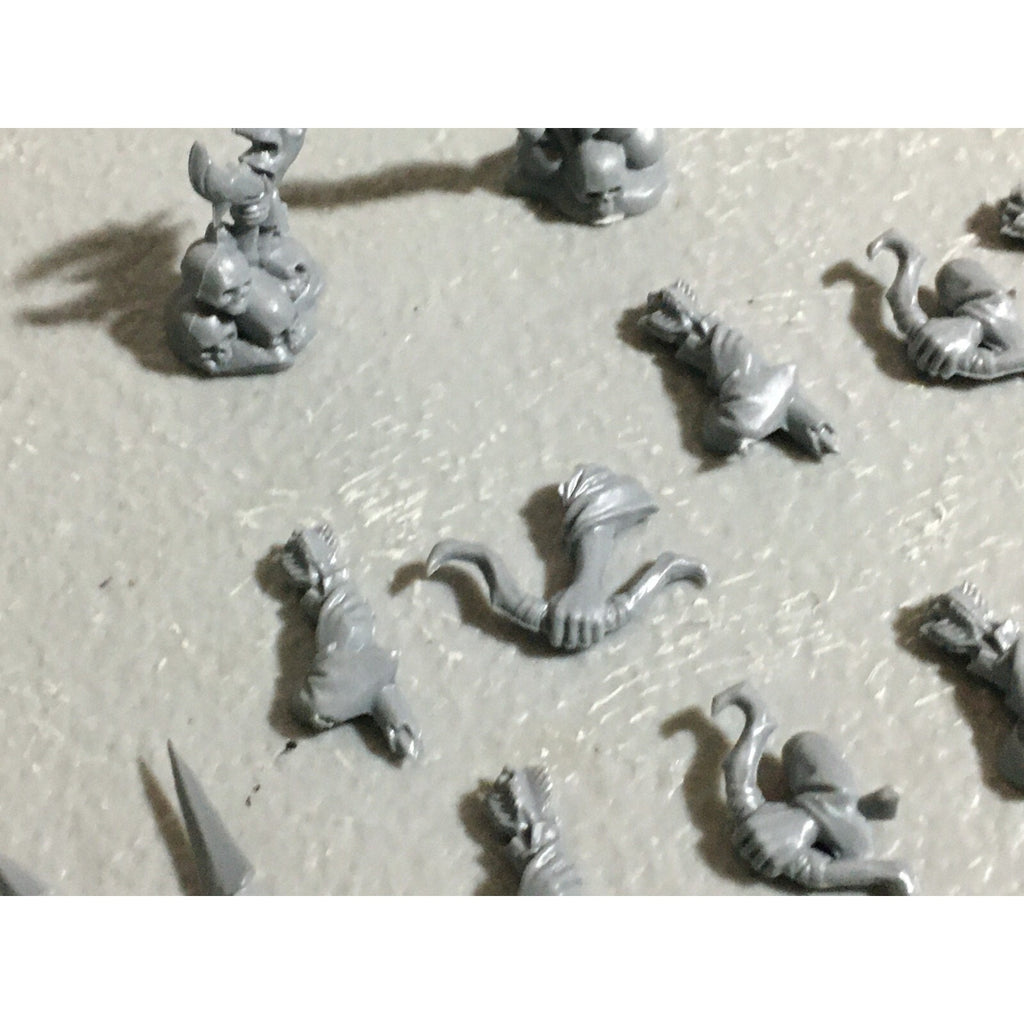 A22044 WARHAMMER FANTASY ORCS & GOBLINS NIGHT GOBLIN BITS LOT MIXED GW