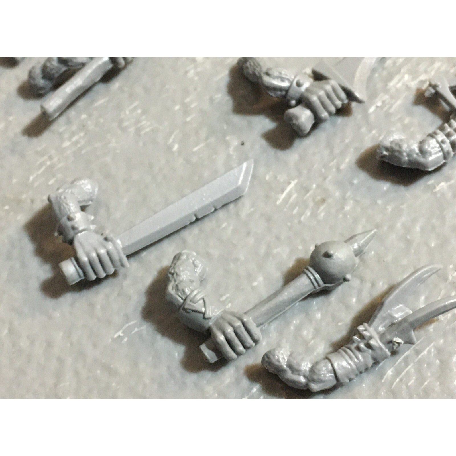 A23448 WARHAMMER FANTASY SKAVEN BITS LOT MIXED CLANRAT PLAGUE MONK RUNNER GW