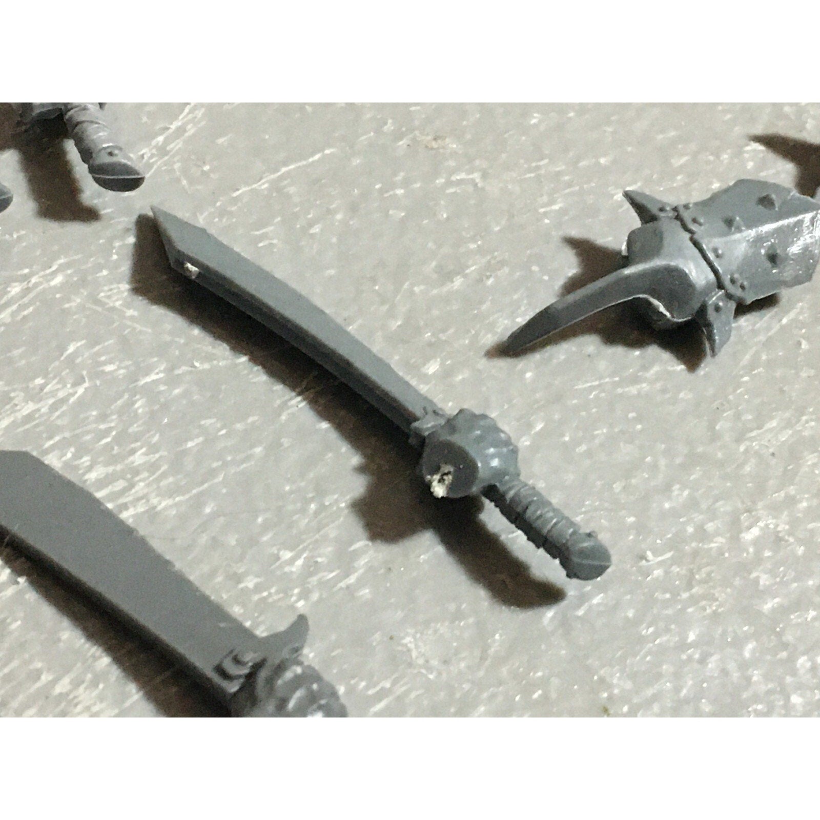 A22579 WARHAMMER FANTASY OGRE KINGDOMS BITS LOT HANDS GAMES WORKSHOP GW