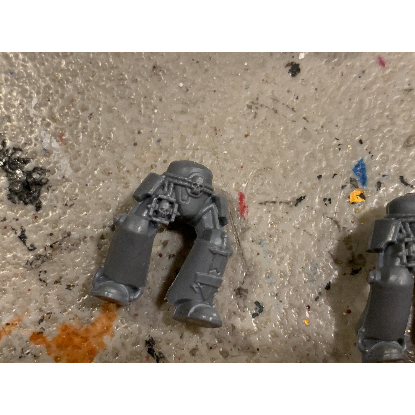 A23196 WARHAMMER 40K SPACE MARINES BLACK TEMPLARS INCOMPLETE BITS LOT ONE METAL