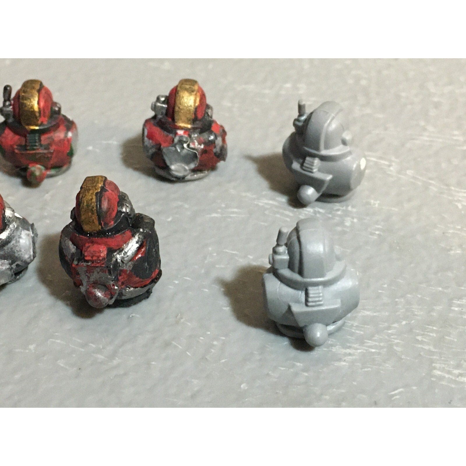 A23086 WARHAMMER 40K SPACE MARINES BITS LOT HEADS TORSOS GAMES WORKSHOP GW