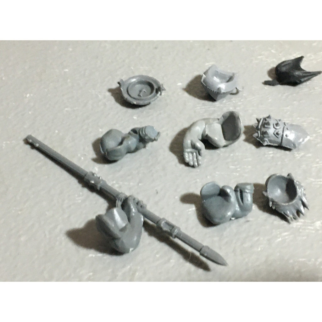 A22594 WARHAMMER FANTASY OGRE KINGDOMS BITS LOT MIXED GAMES WORKSHOP GW