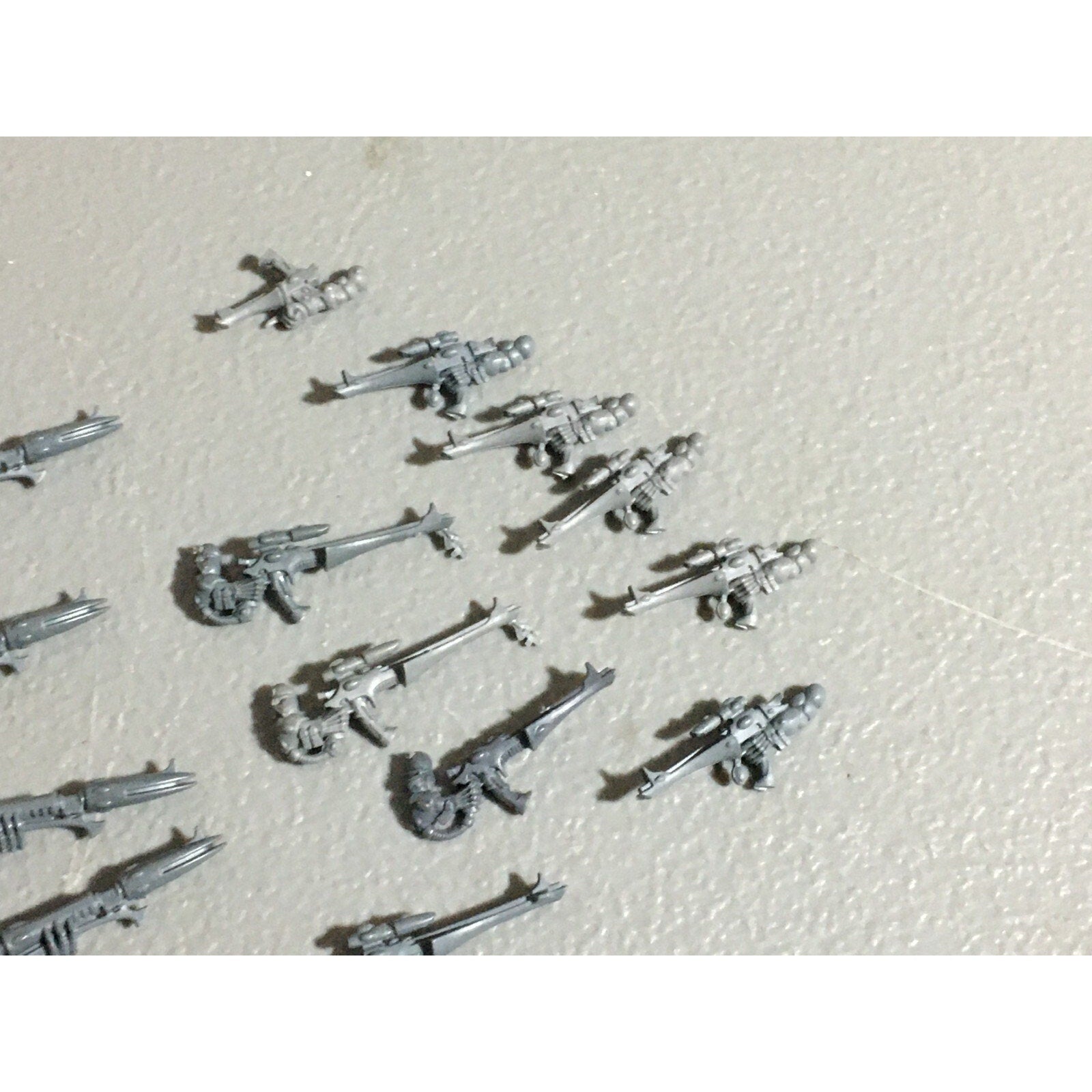 A22173 WARHAMMER 40K ELDAR CRAFTWORLDS BITS LOT WRAITHGUARD GUARDIANS RIFLES GW