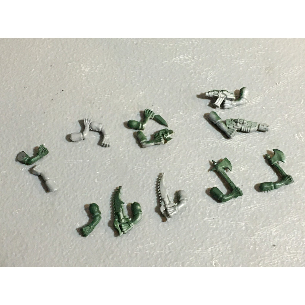 A23269 WARHAMMER 40K ORKS BITS LOT ROGUE TRADER BOYZ ARMS WEAPONS OOP GW