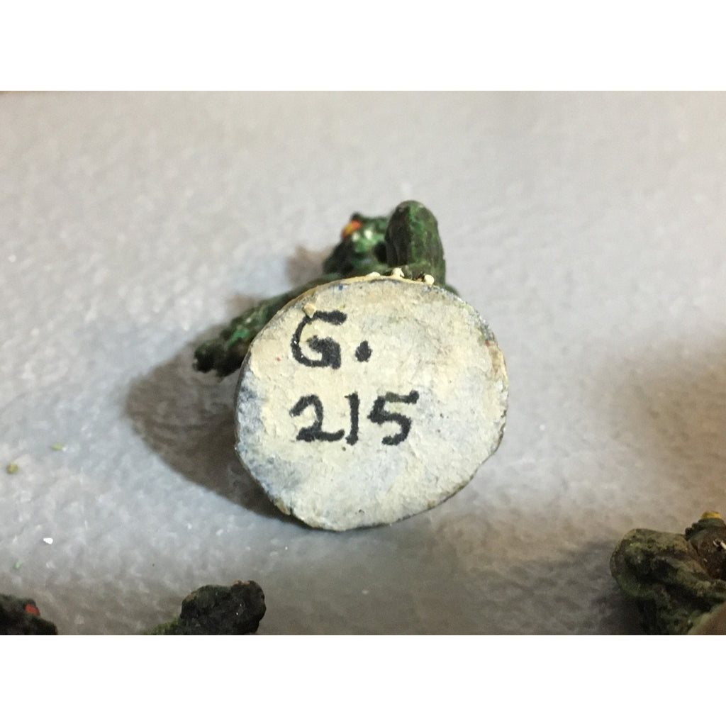 A24863 UNBRANDED METAL TABLETOP OLD OOP D&D FANTASY SWAMP SEA MONSTER MINIATURES