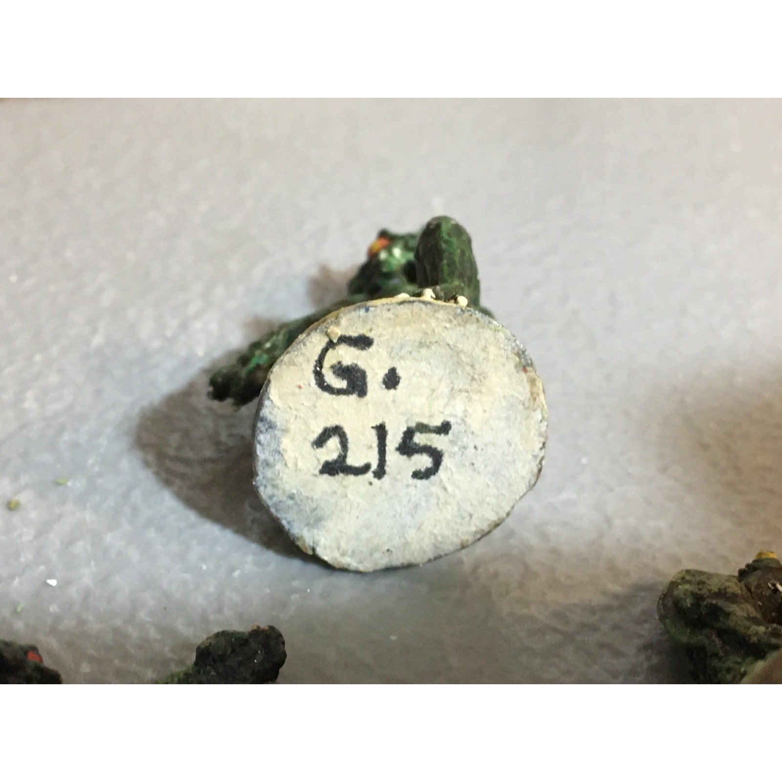 A24863 UNBRANDED METAL TABLETOP OLD OOP D&D FANTASY SWAMP SEA MONSTER MINIATURES