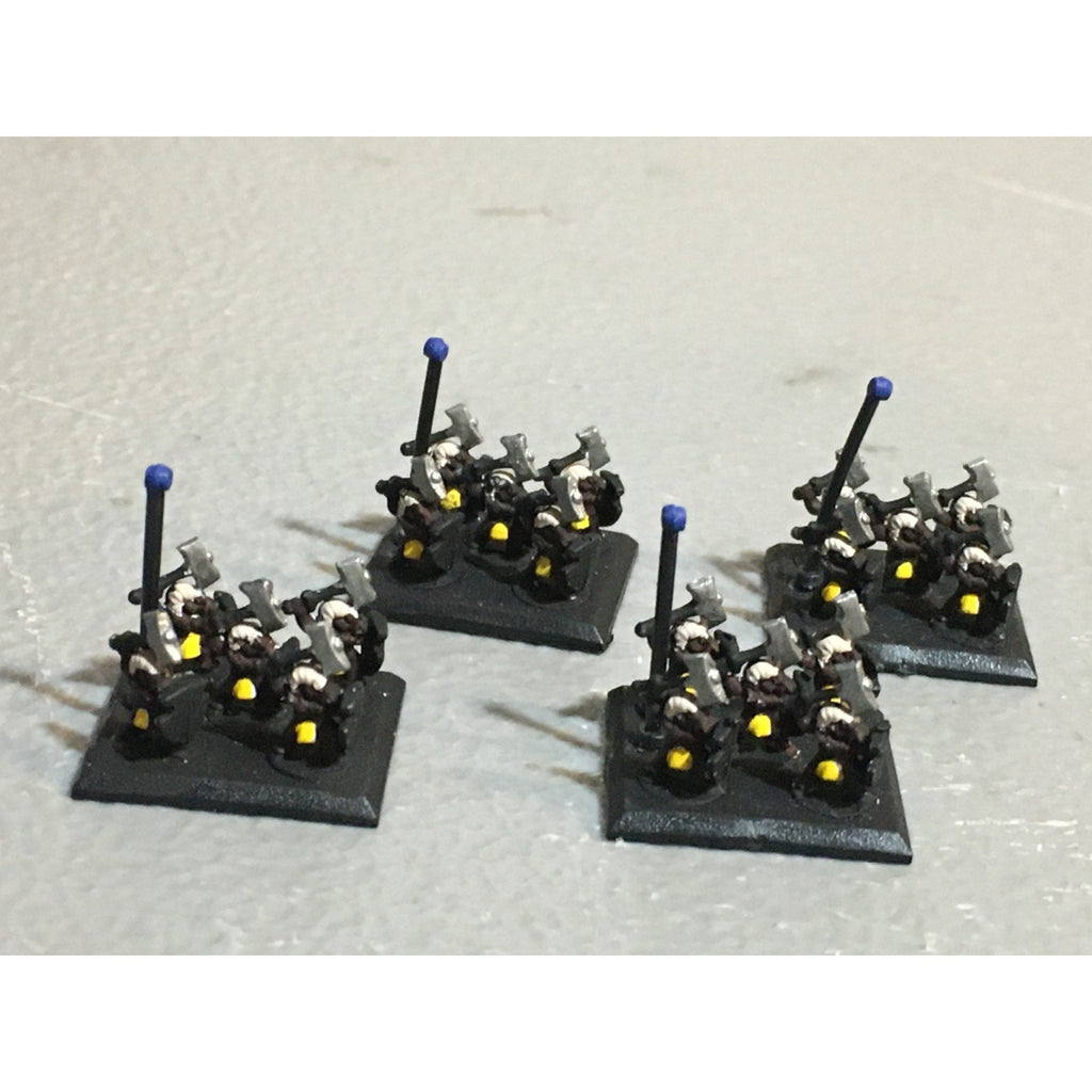 A25308 WARHAMMER 40K EPIC IG IMPERIAL GUARD BEASTMEN 4 STANDS GW