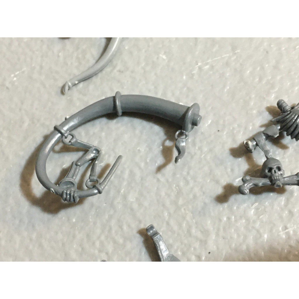 A23423 WARHAMMER FANTASY VAMPIRE COUNTS UNDEAD BITS LOT SKELETON WIGHT MIXED GW