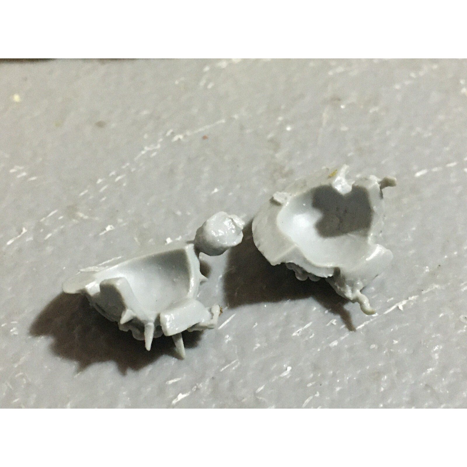 A22428 WARHAMMER 40K FORGEWORLD MIXED BITS LOT BARRELS WORLD EATER SHOULDER PADS
