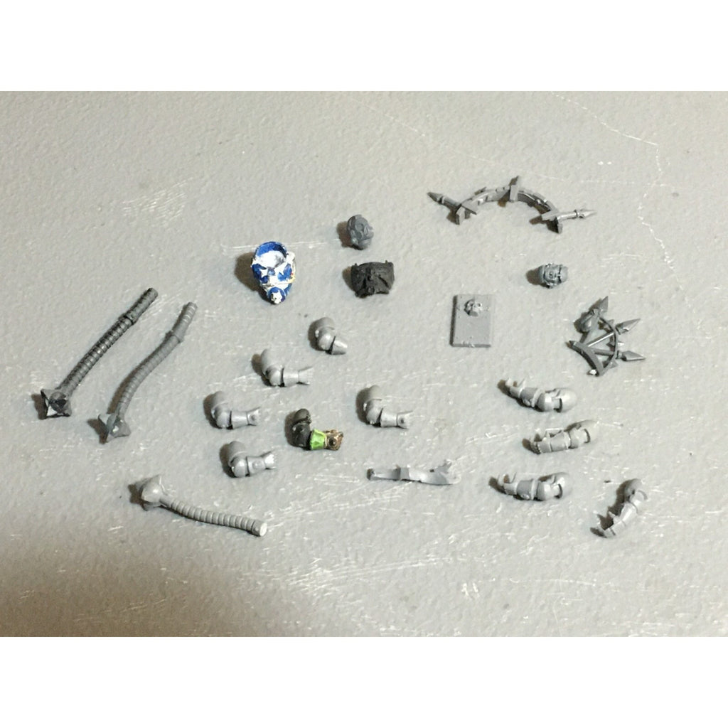 A23465 WARHAMMER 40K CHAOS SPACE MARINES BITS LOT MIXED VEHICLE ARMS GW