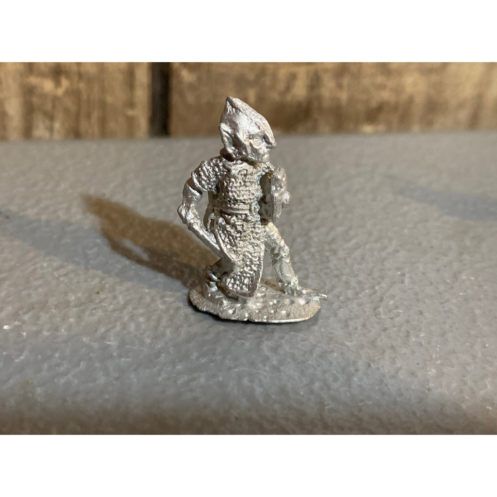 A30696 1ST ED CITADEL WARHAMMER DARK ELF METAL DYREEL DWARF-FLAYER W/ SWORD