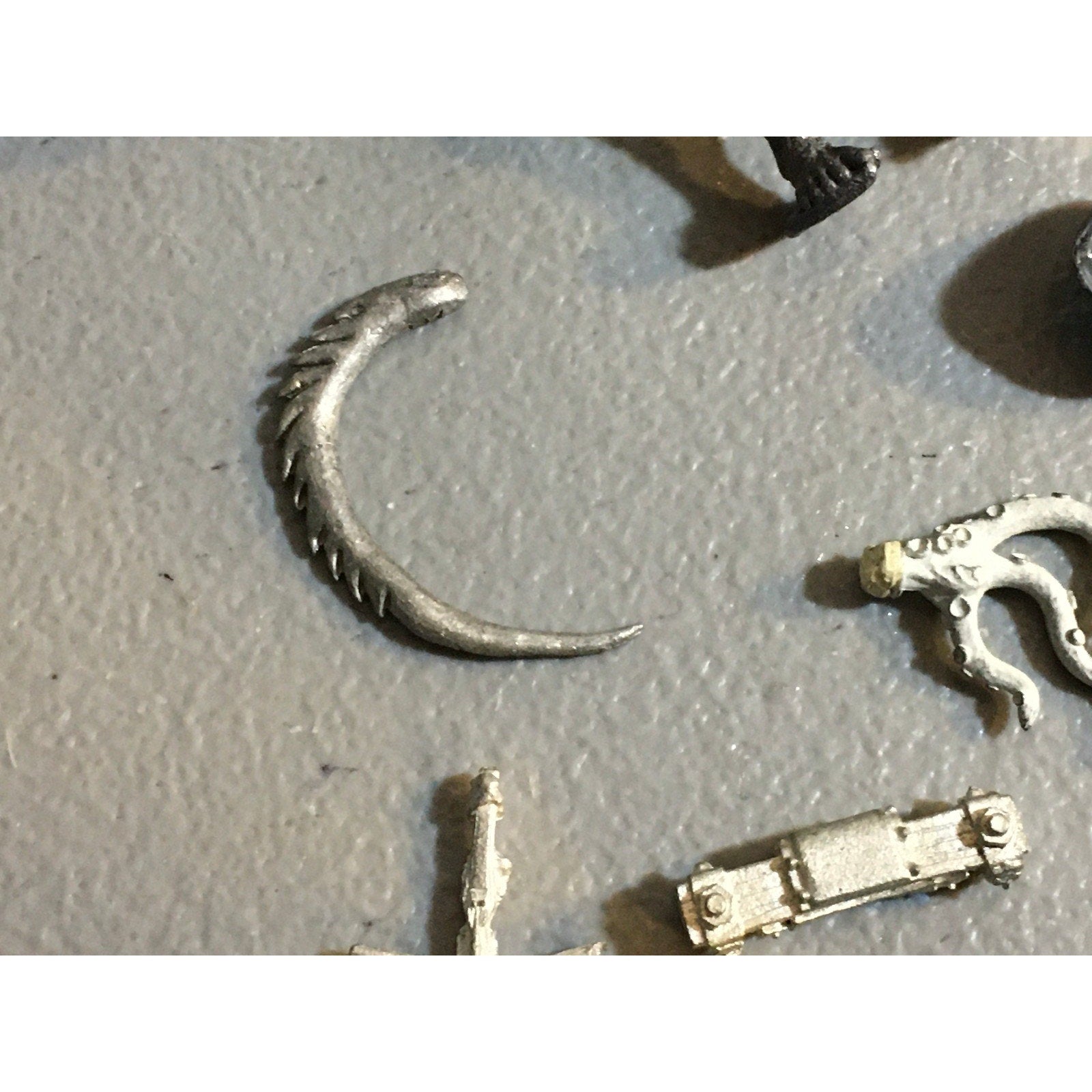 A32540 UNKNOWN MINIATURES ALL METAL BITS & INCOMPLETE LOT FANTASY