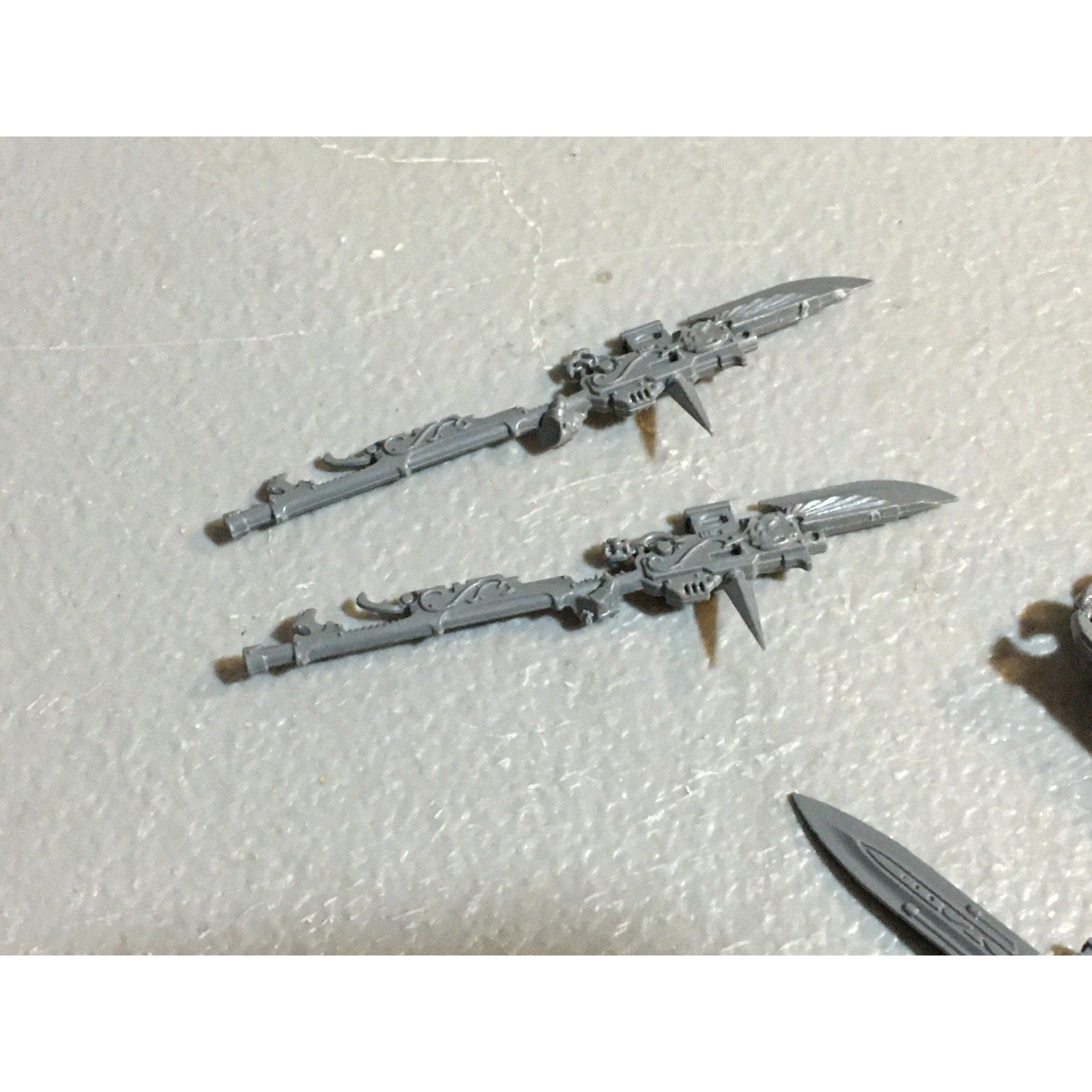 A26650 WARHAMMER 40K SPACE MARINES CUSTODES BITS LOT SENTINEL STORM BANNER GW