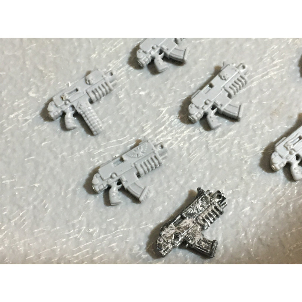 A22959 WARHAMMER 40K SPACE MARINES BITS LOT BOLTERS GAMES WORKSHOP GW
