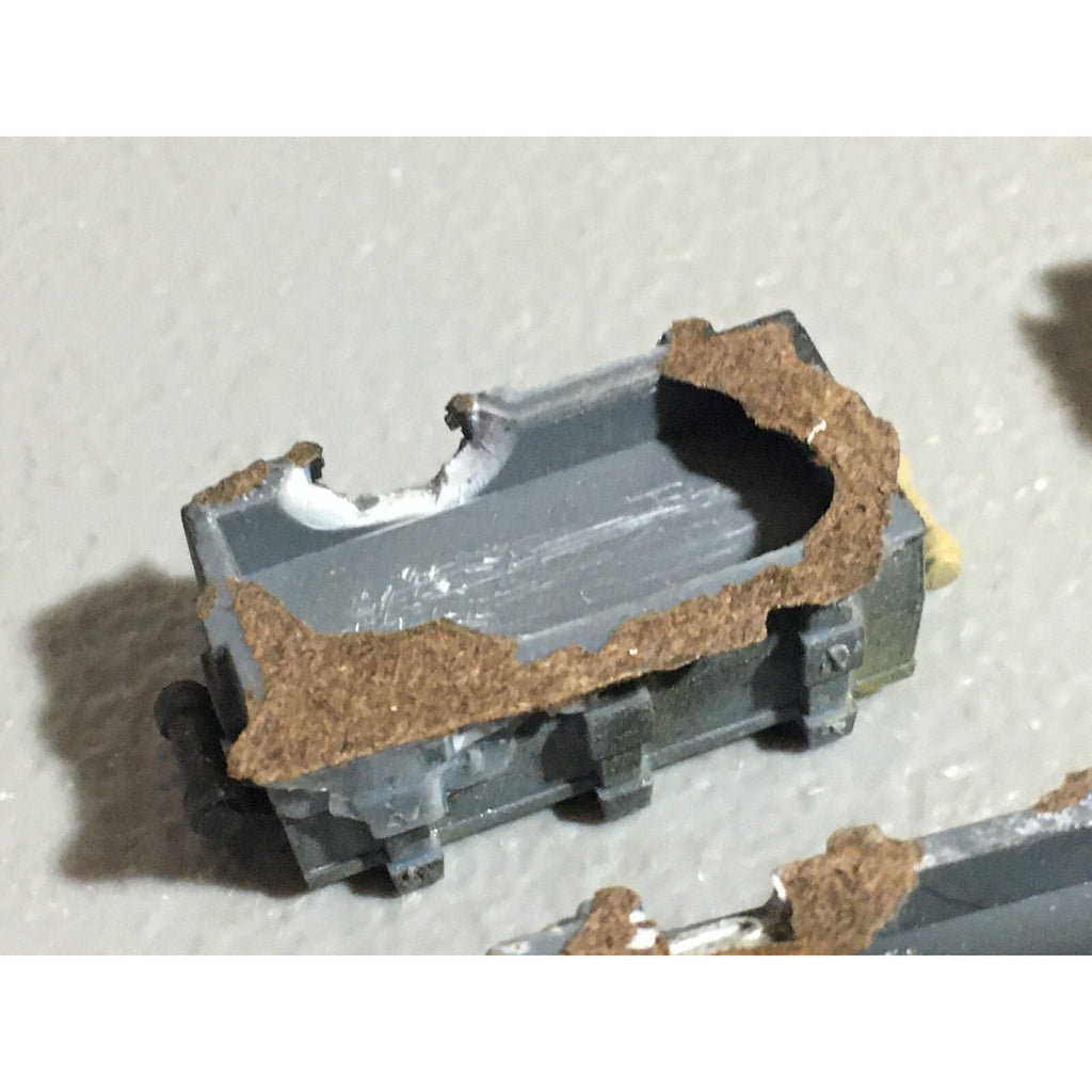 A22419 WARHAMMER 40K BITS LOT CRATES OBJECTIVE MARKERS GAMES WORKSHOP GW
