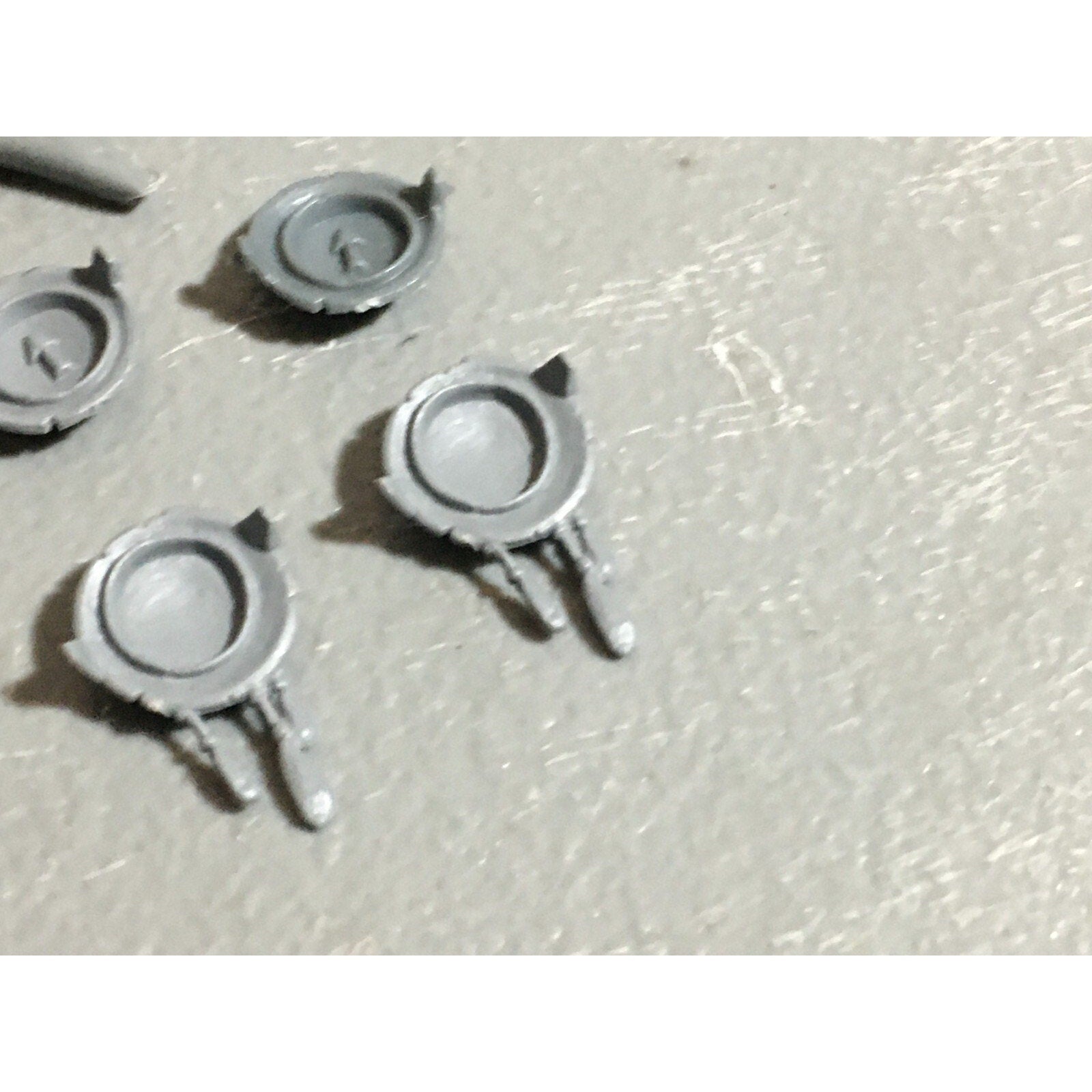 A22583 WARHAMMER FANTASY OGRE KINGDOMS BITS LOT GUT PLATES GAMES WORKSHOP GW