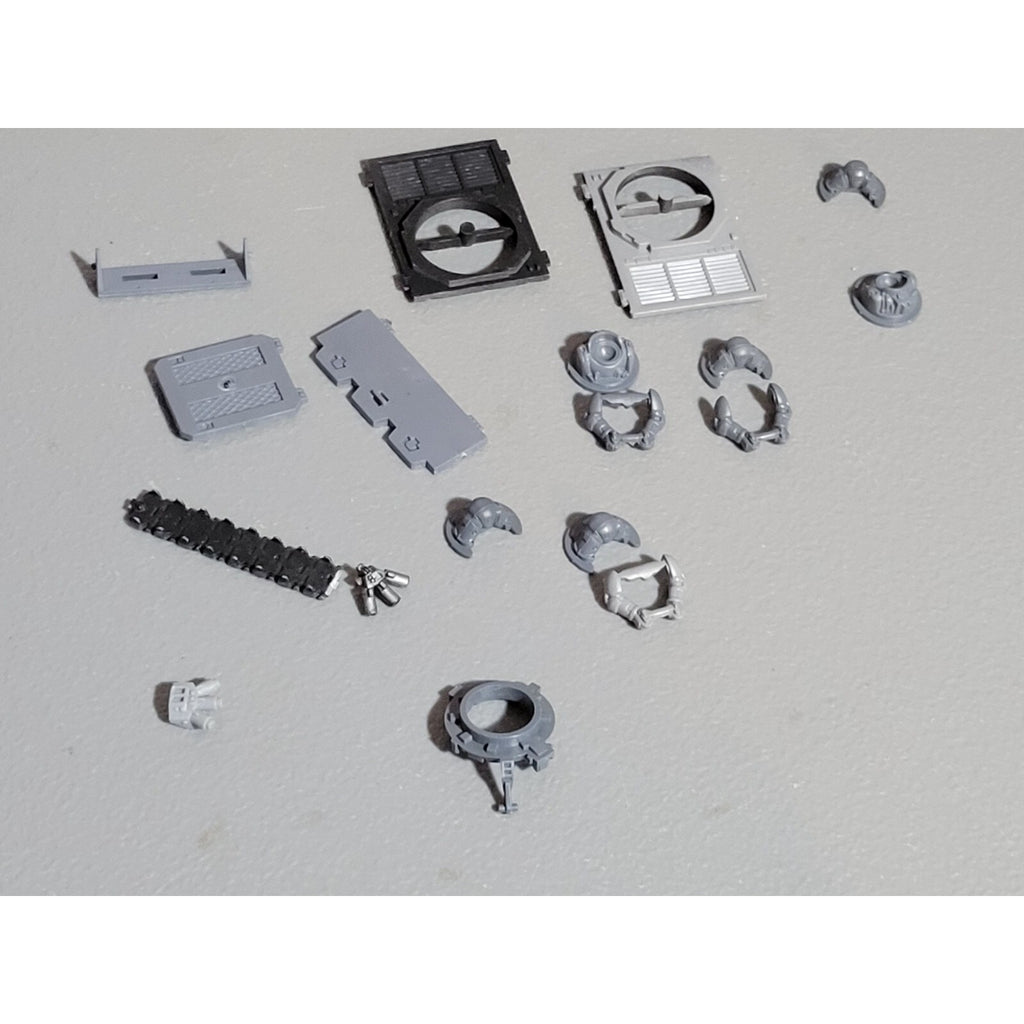A18905 WARHAMMER 40K SPACE MARINES BITS LOT TANK VEHICLE RHINO RAZORBACK PRED