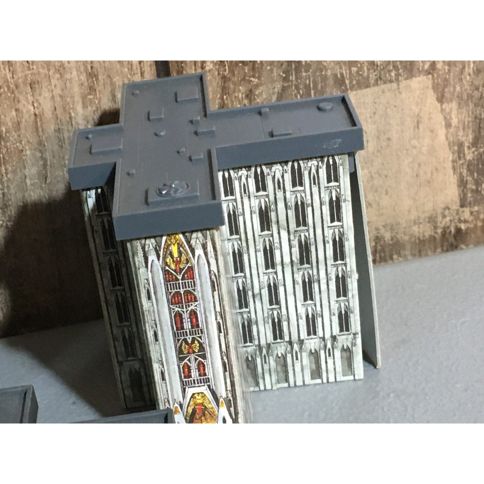 A31674 WARHAMMER EPIC 40K TERRAIN BUILDINGS PLASTIC & CARDSTOCK 6 PK