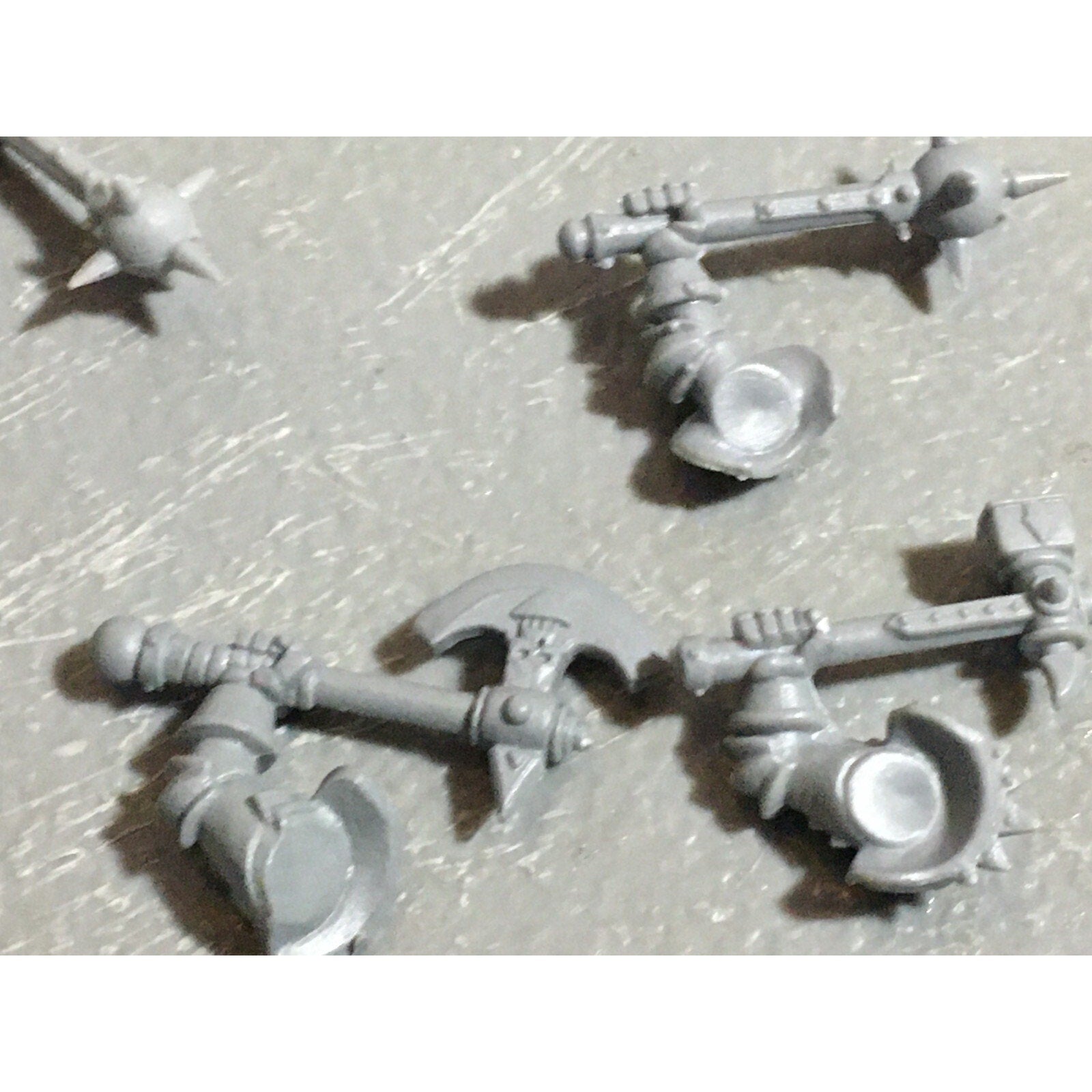 A22252 WARHAMMER FANTASY CHAOS MORTALS BITS LOT WARRIORS KNIGHTS WEAPONS GW OOP