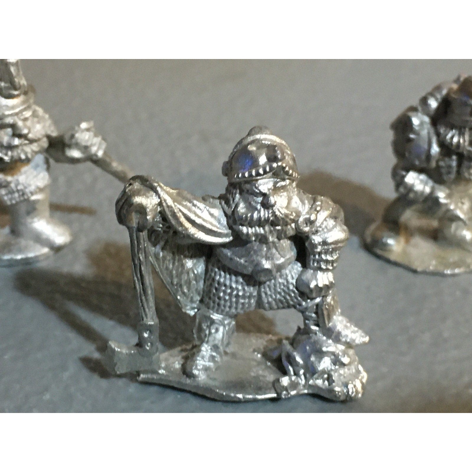 A32707 ALTERNATIVE ARMIES METAL MINIATURES DWARVES DH7 DWARF CAVERN FIGHTERS 4/5