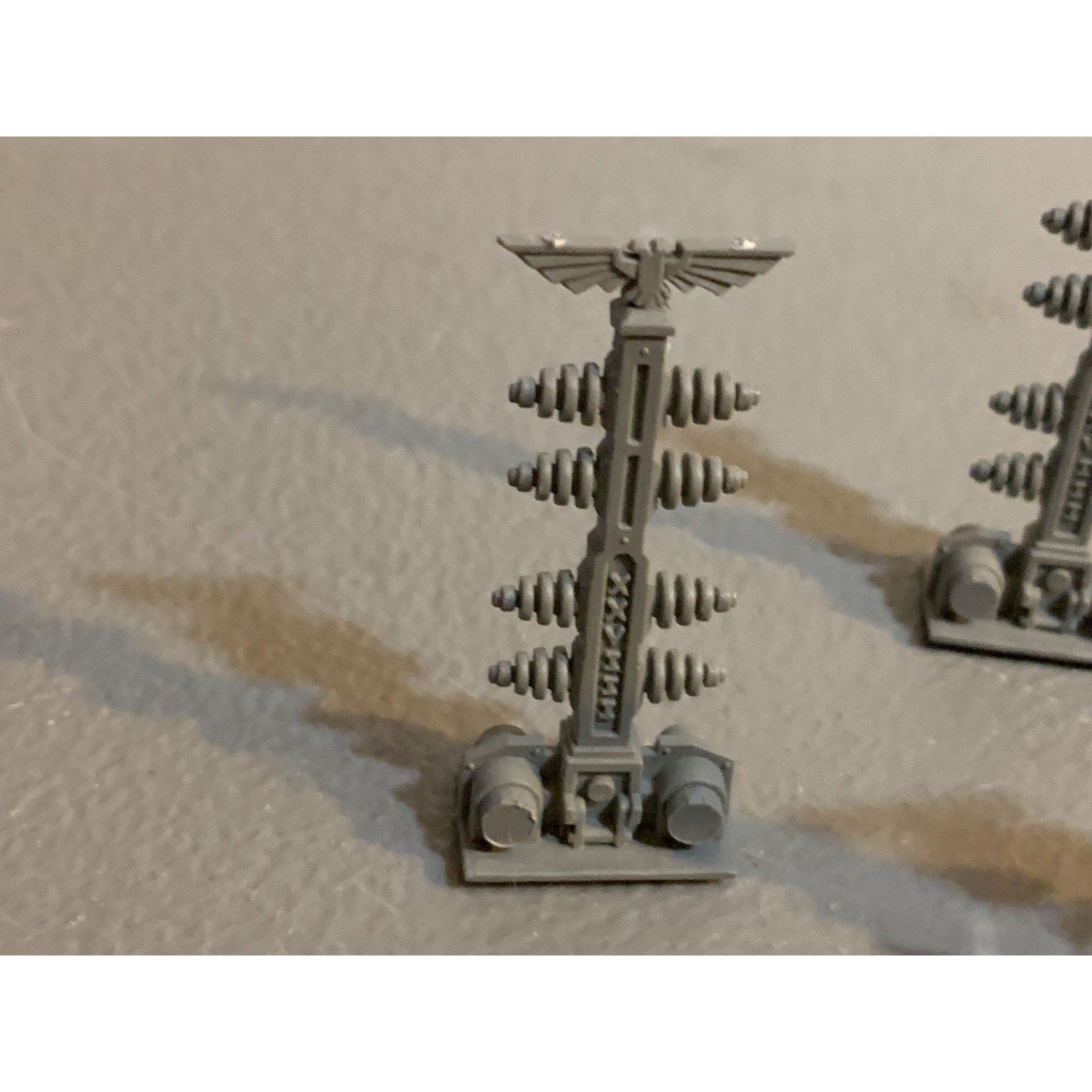 A27146 WARHAMMER 40K SPACE MARINES MACRAGGE FIELD GENERATOR PYLON 4 PACK BITS