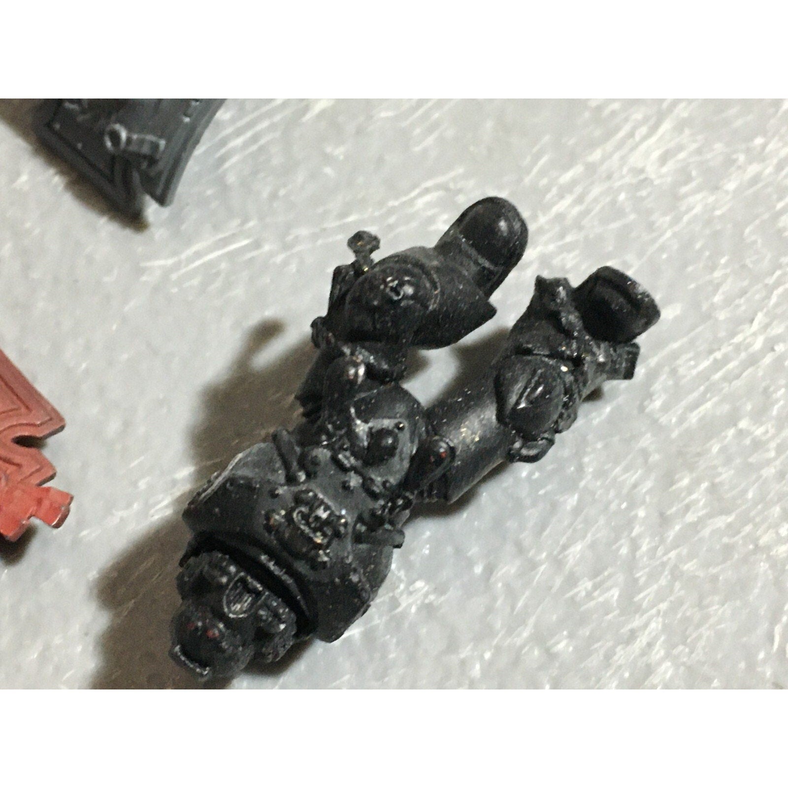 A22597 WARHAMMER SPACE MARINES BLOOD ANGELS MIXED CLAWS SHIELD BITS LOT GW
