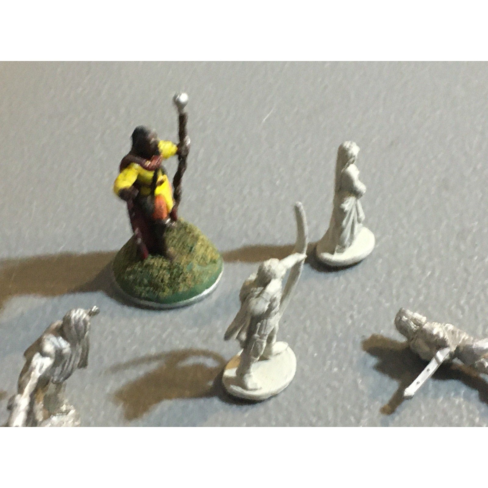 A34022 UNKNOWN METAL MINIATURES MIXED HUMAN MAGE FEMALE TABLETOP RPG