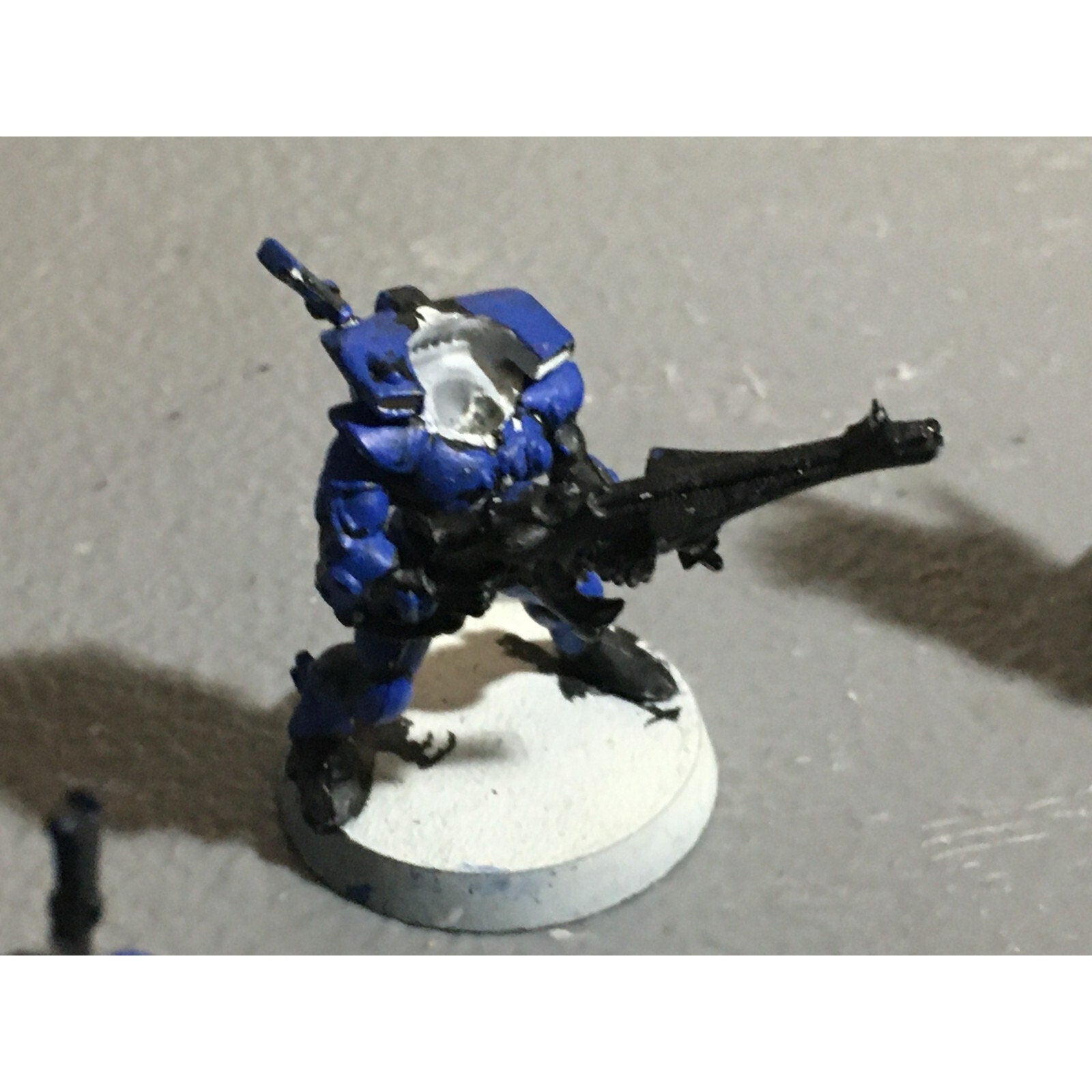A22117 WARHAMMER 40K ELDAR CRAFTWORLDS DIRE AVENGERS METAL HEADS MISS 1 ARM GW