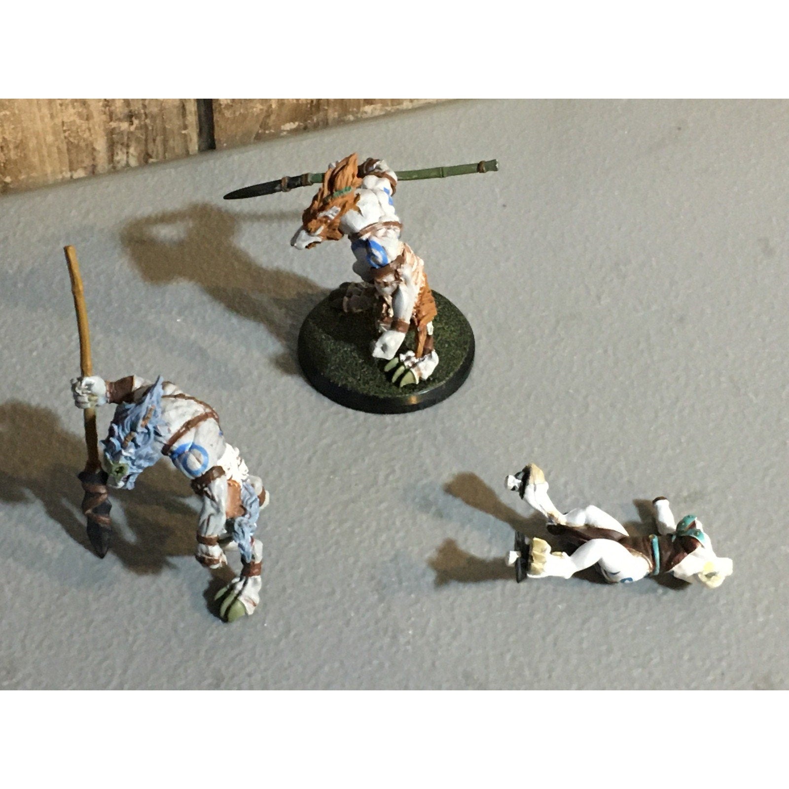 A32517 RACKHAM CONFRONTATION WOLFEN PLASTIC INCOMPLETET 3 PK