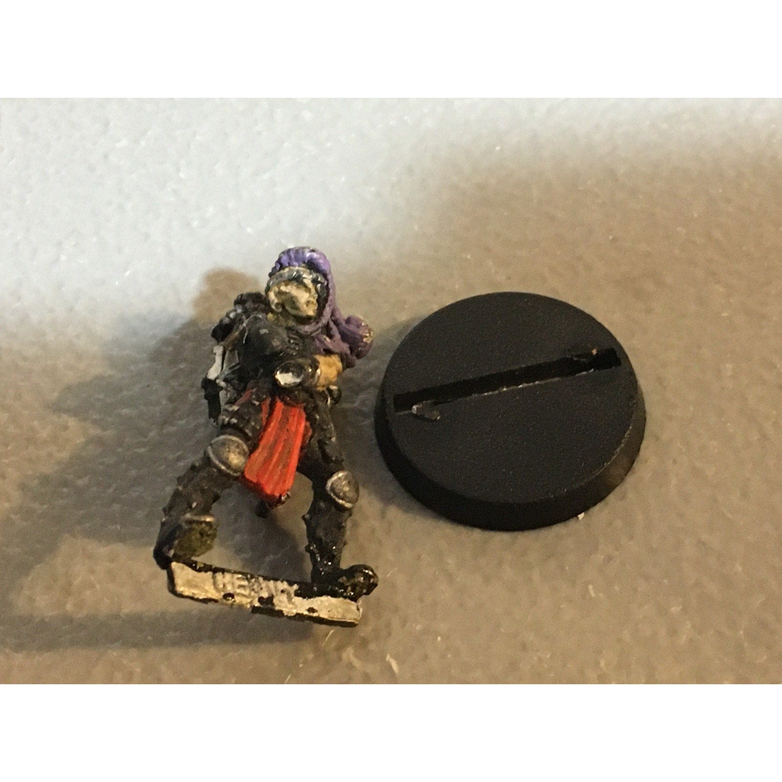 A24778 WARHAMMER 40K NECROMUNDA ESCHER METAL HEAVY MISS GUN