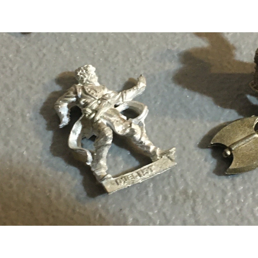 A34032 UNKNOWN METAL MINIATURES FANTASY MIXED LOT CREATURE HUMAN WARRIOR
