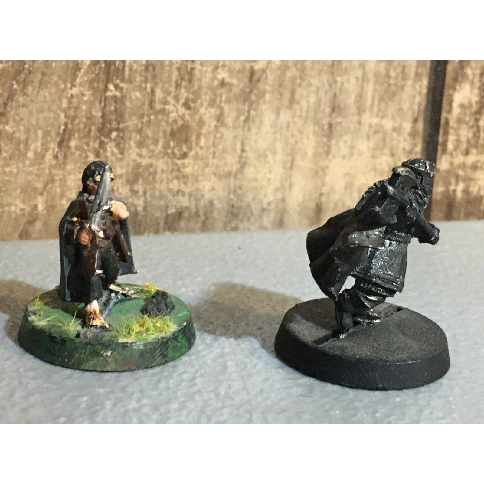 A30133 LOTR LORD OF THE RINGS GAMES WORKSHOP METAL HOBBIT FRODO & DWARF GIMLI GW