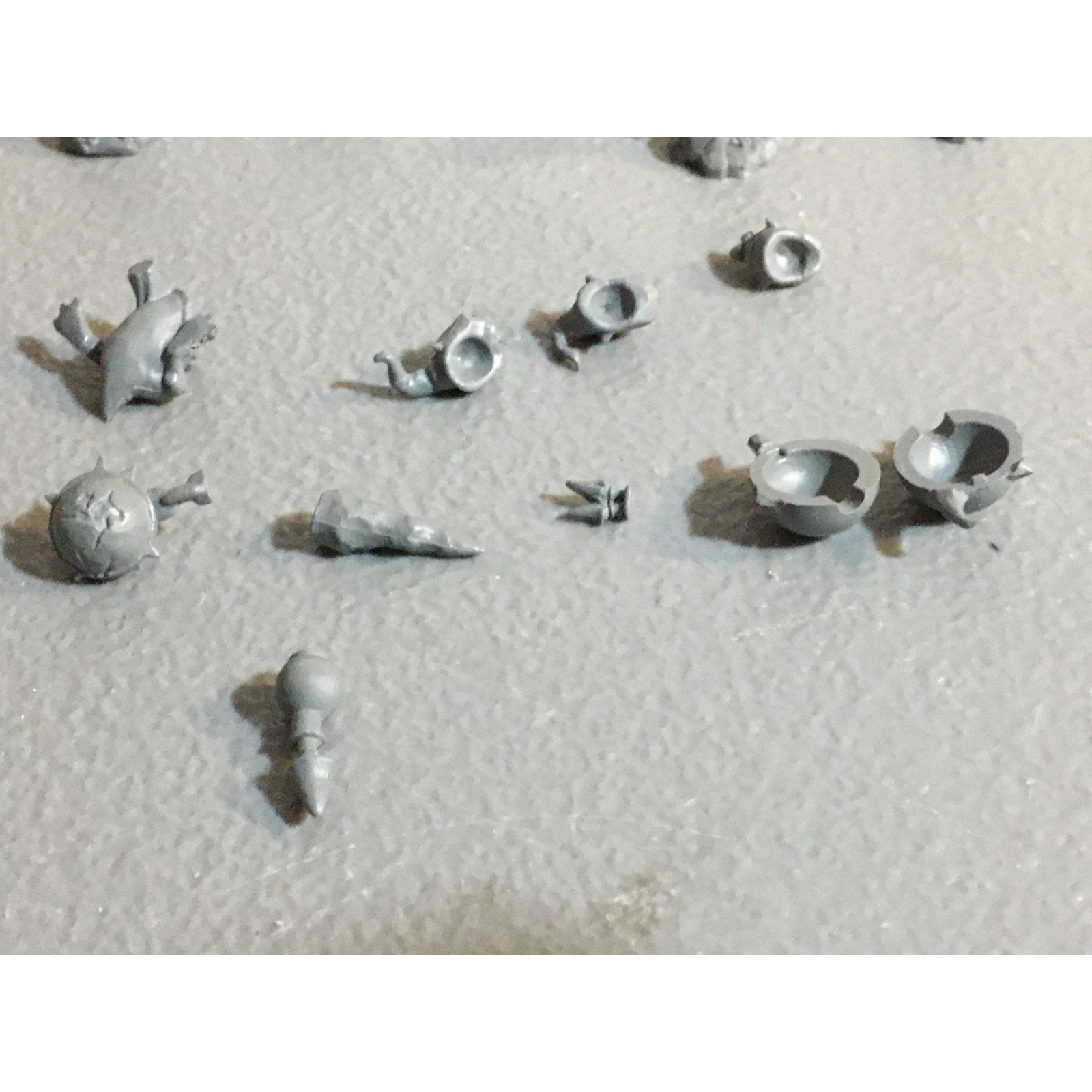 A24983 WARHAMMER FANTASY SKULL PASS OBJECTIVE MARKERS + EXTRA NIGHT GOBLIN BITS