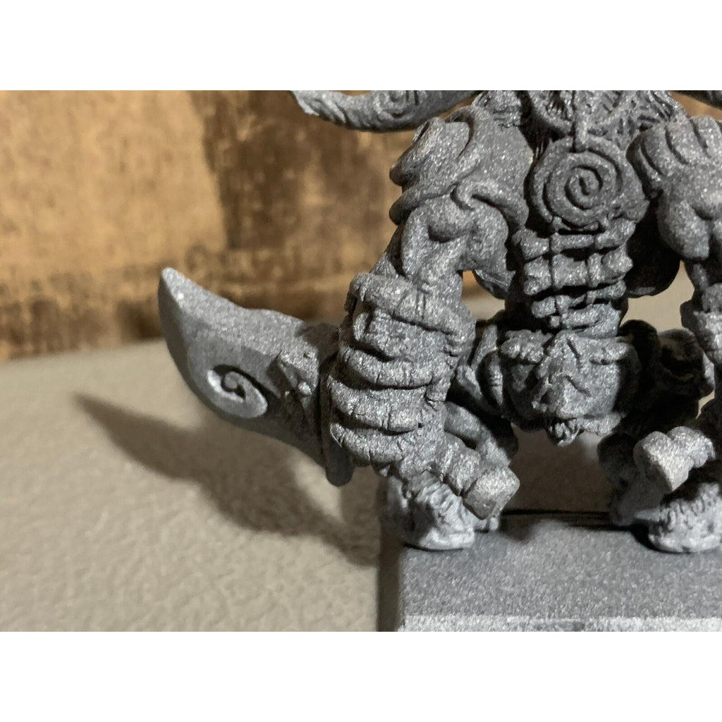 A16312 RACKHAM CONFRONTATION METAL OOP MINOTAUR SESSAIRS