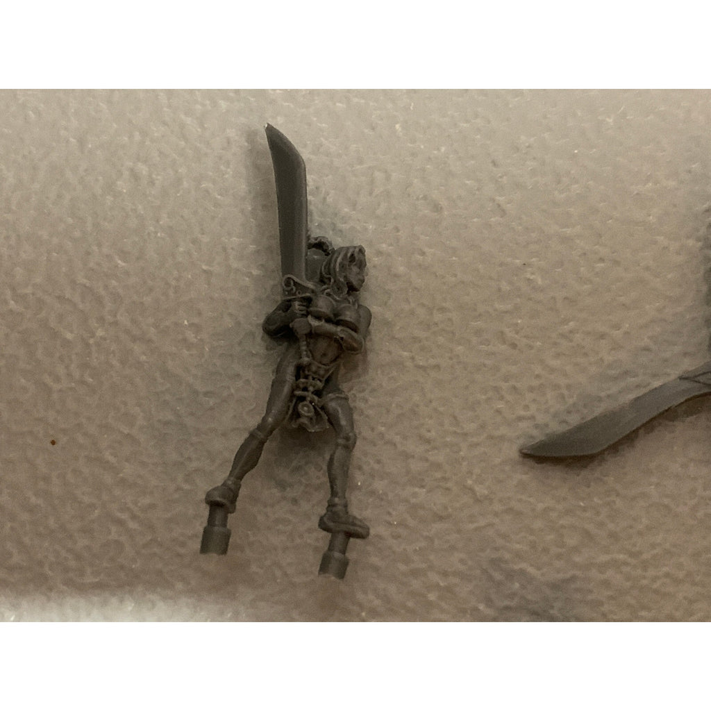 A10735 RACKHAM CONFRONTATION PLASTIC KELT FIANNAS & DRAC MAC SYRO