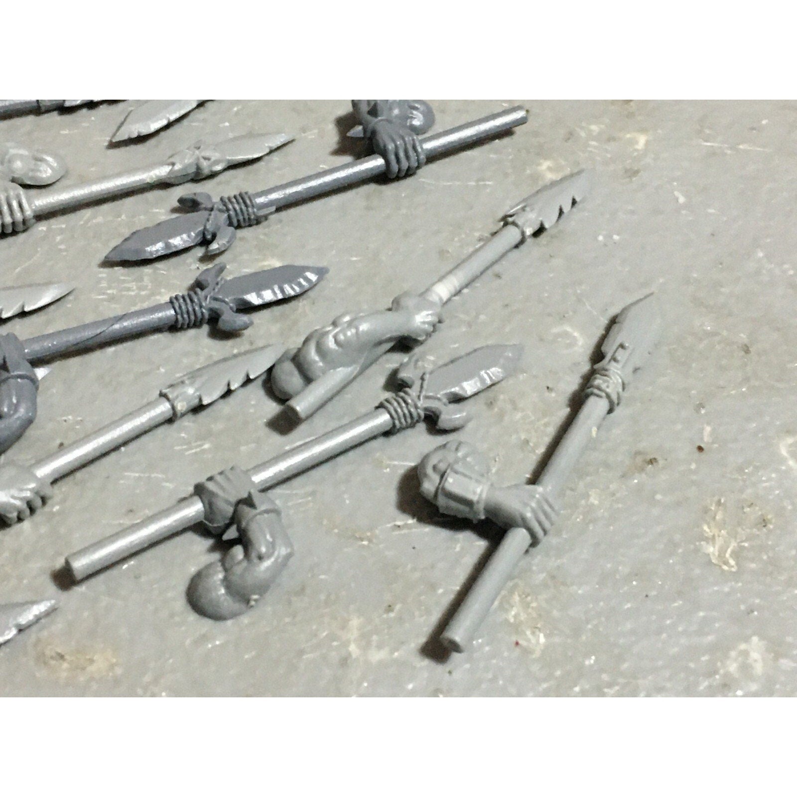 A22609 WARHAMMER FANTASY ORCS & GOBLINS BITS LOT ORC BOYZ SPEARS GAMES WORKSHOP