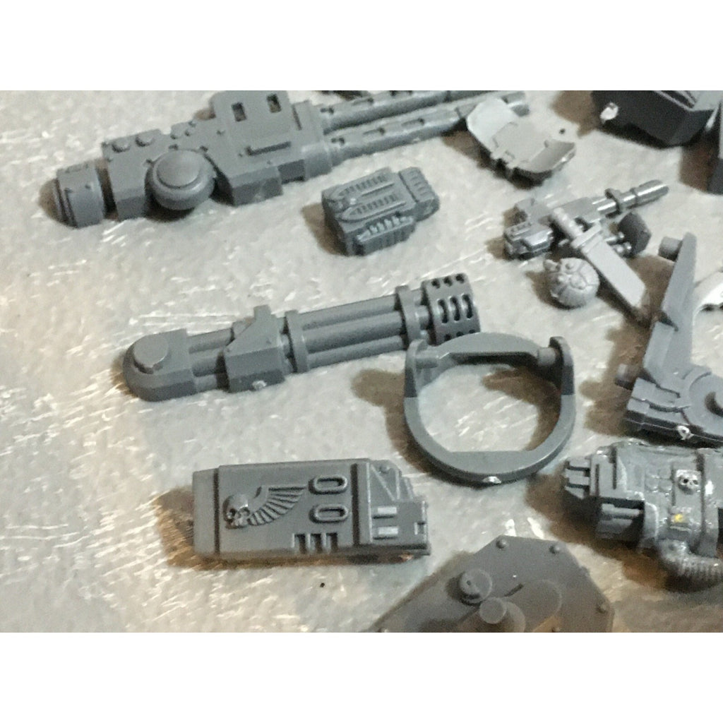 A20138 WARHAMMER 40K IMPERIAL GUARD ASTRA MILITARUM BITS LOT VEHICLE ARMS GUNS