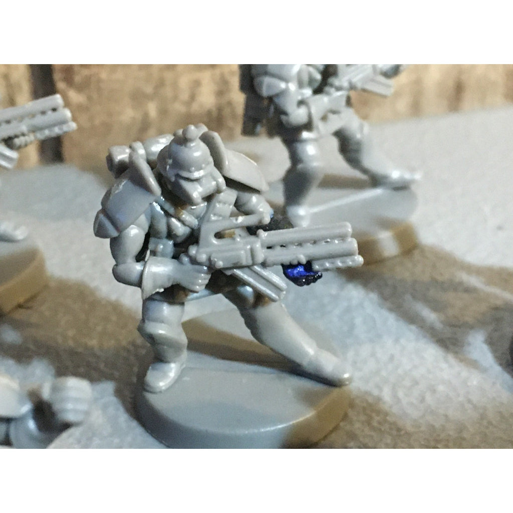 A30060 UNKNOWN TABLE TOP SCI-FI POWER ARMOR SOLDIERS 10 PK WAR GAMES