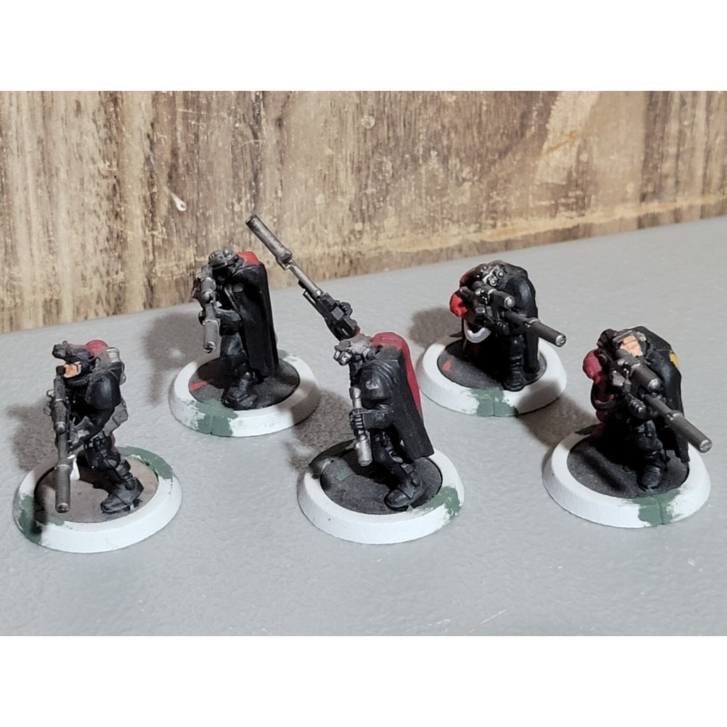A18680 WARHAMMER 40K SPACE MARINES SCOUT SNIPER 5 PK CAMO