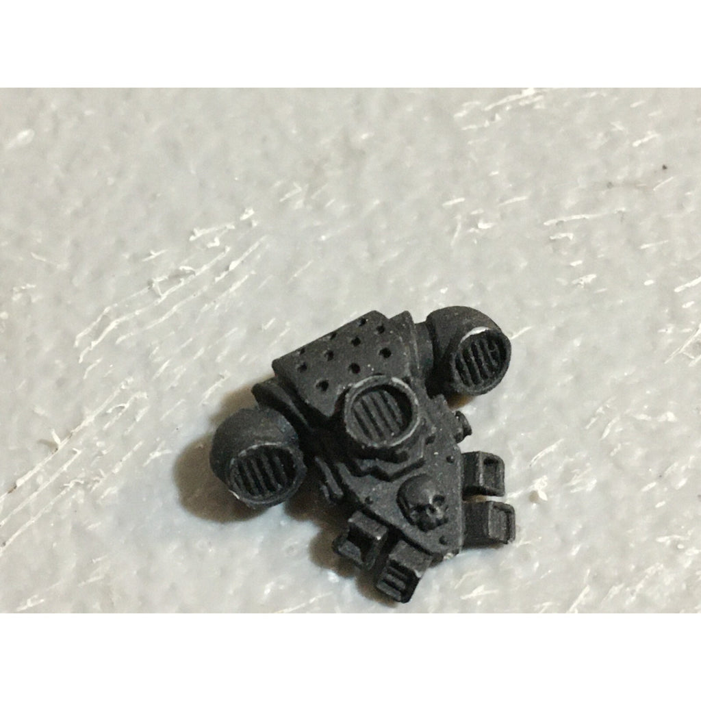 A23089 WARHAMMER 40K SPACE MARINES BITS LOT MIXED MISSILE TORSOS SHOULDERS GW