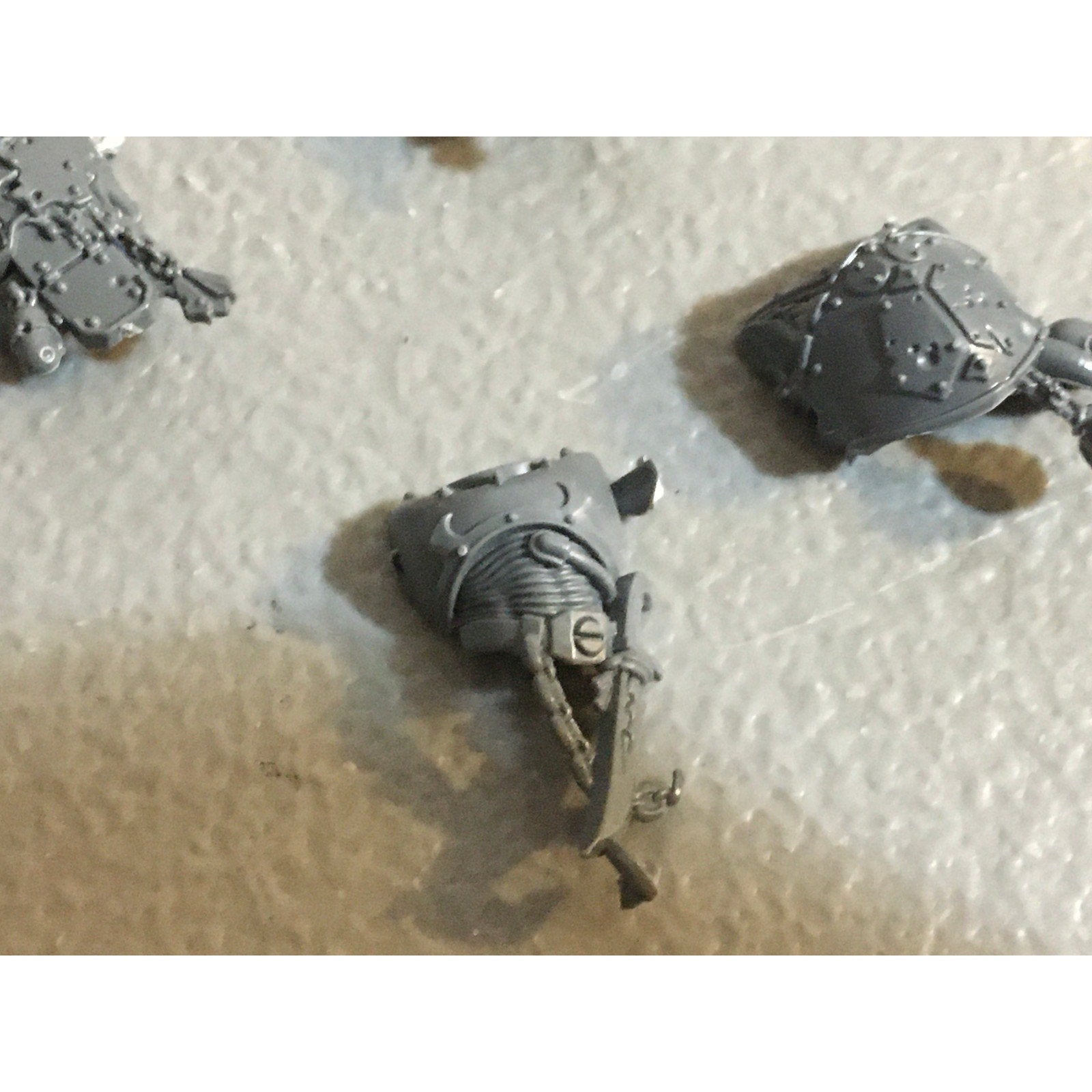 A31439 WARHAMMER 40K DEATH GUARD BITS LOT PLAGUE MARINE CHEST GW CHAOS MARINES