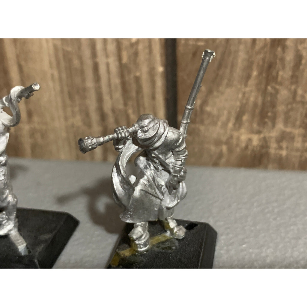 A10507 RACKHAM CONFRONTATION METAL OOP GRIFFIN FUSELIERS