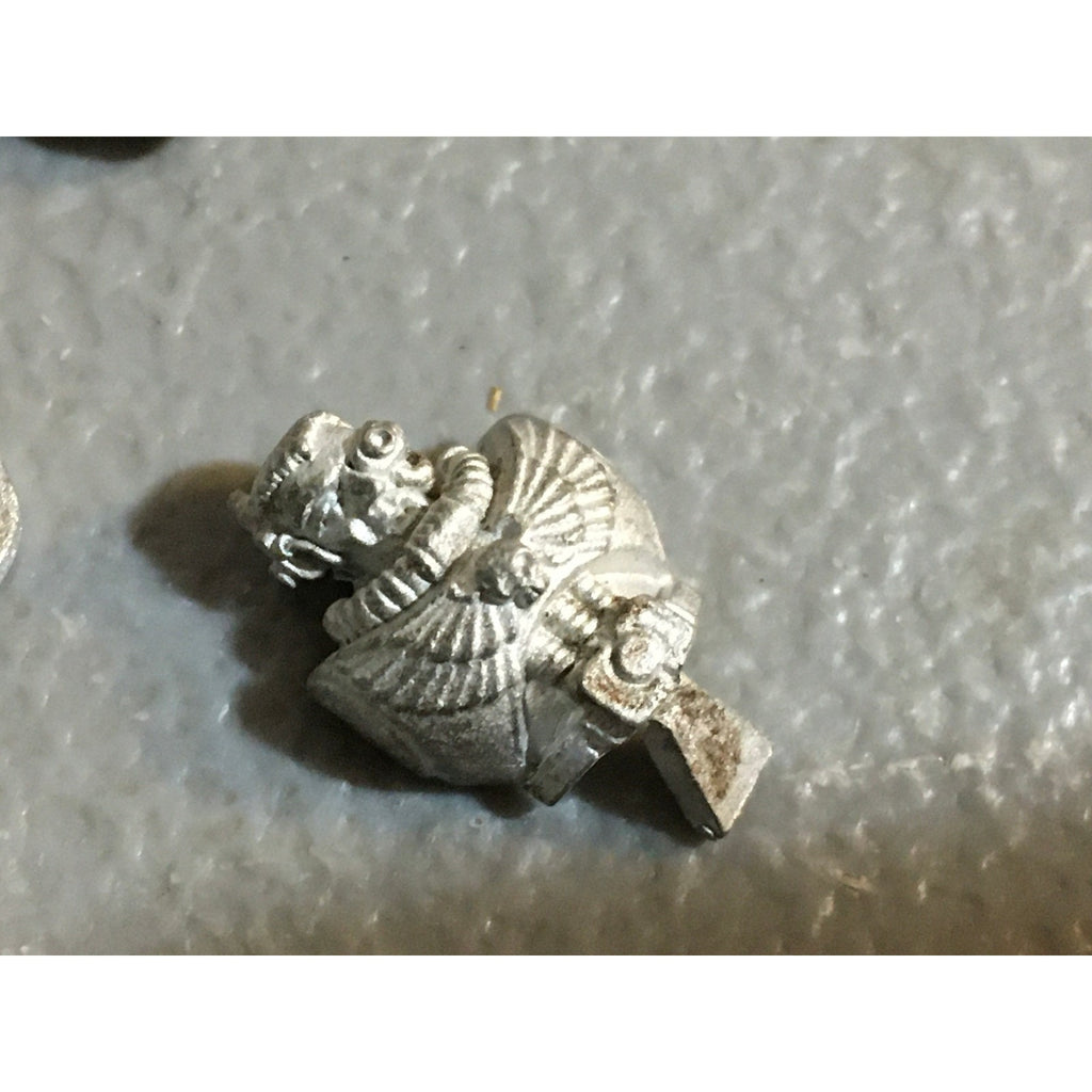 A32484 WARHAMMER 40K SPACE MARINES METAL BIT LOT SHOULDER PAD PLATE MULTIMELTA
