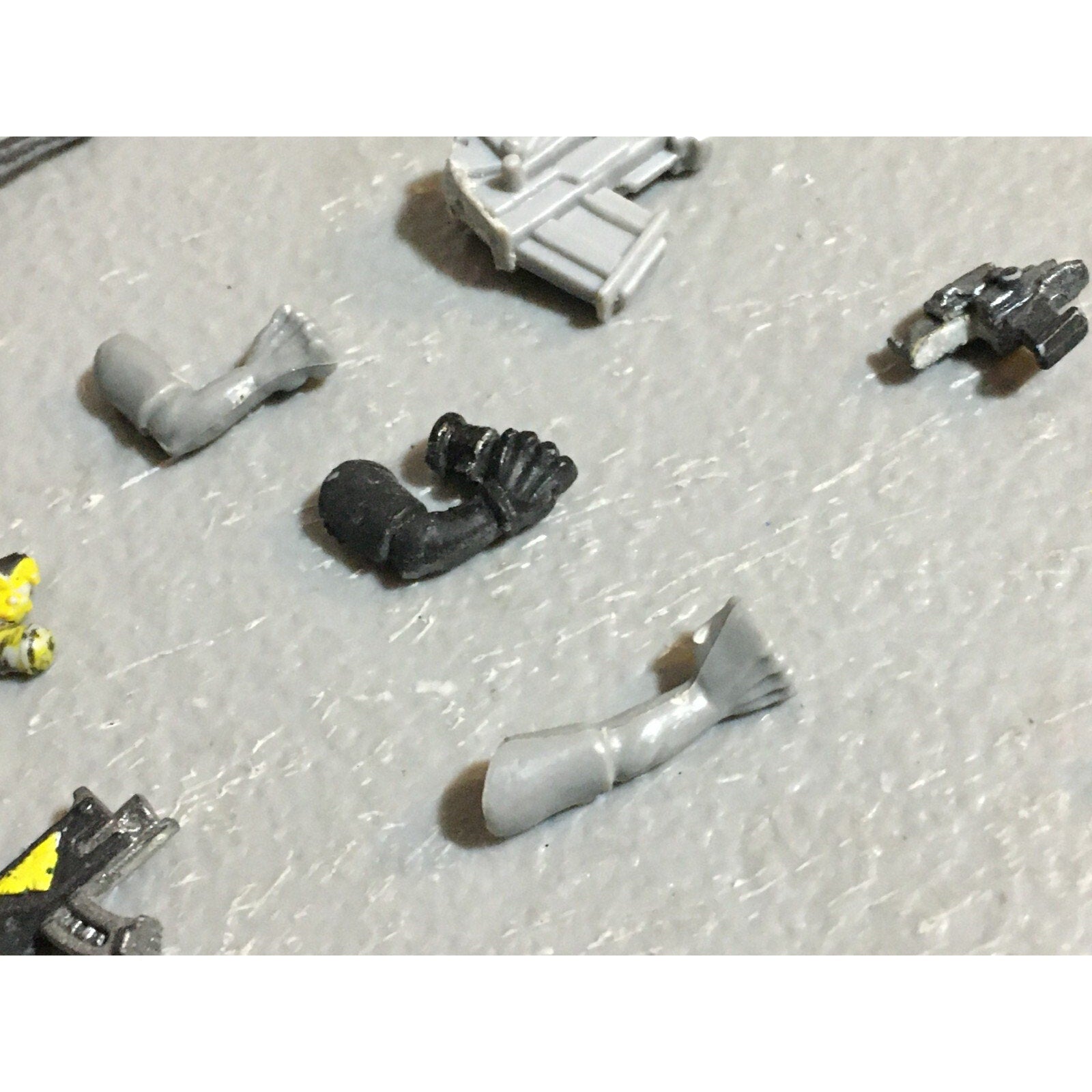 A23495 WARHAMMER 40K BITS LOT ROGUE TRADER MIXED ELDAR SPACE MARINES ORKS GW OOP