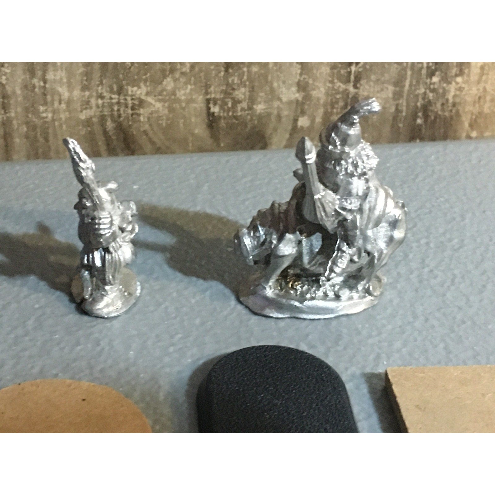A32697 ALTERNATIVE ARMIES METAL MINIS DWARVES DWARF TUNNEL FIGHTER & PIG KNIGHT