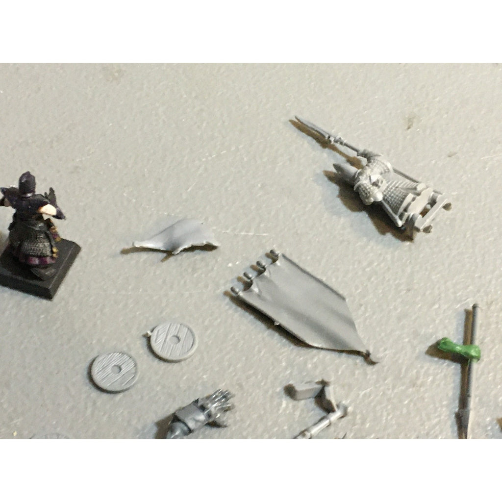 A29618 WARHAMMER FANTASY AOS MIXED BITS LOT BANNER SHIELD CLOAK GW