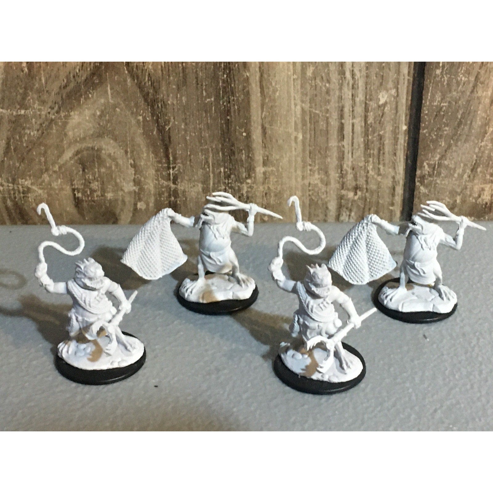 A30069 WIZARDS MINIATURES D&D DUNGEONS & DRAGONS MONSTERS SAHUAGIN?