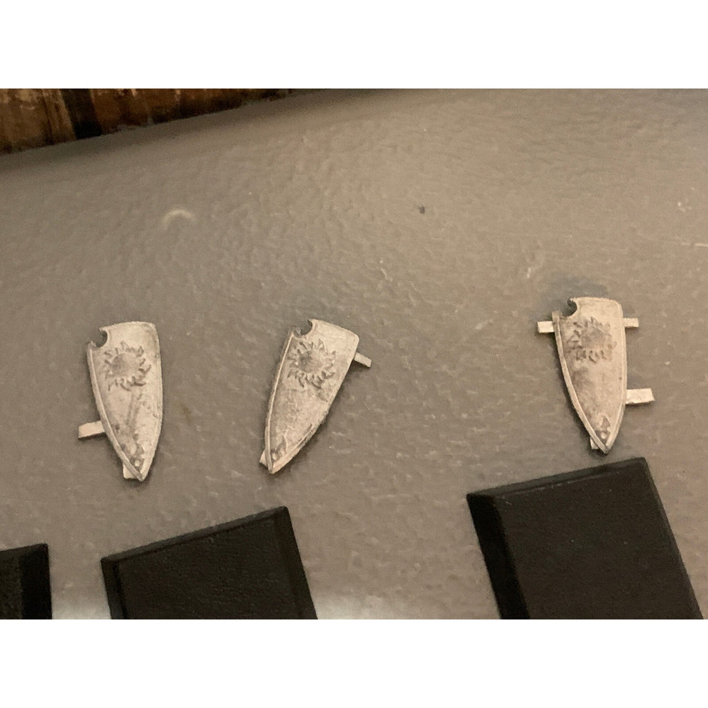 A10497 RACKHAM CONFRONTATION METAL OOP GUARDS OF ALAHAN